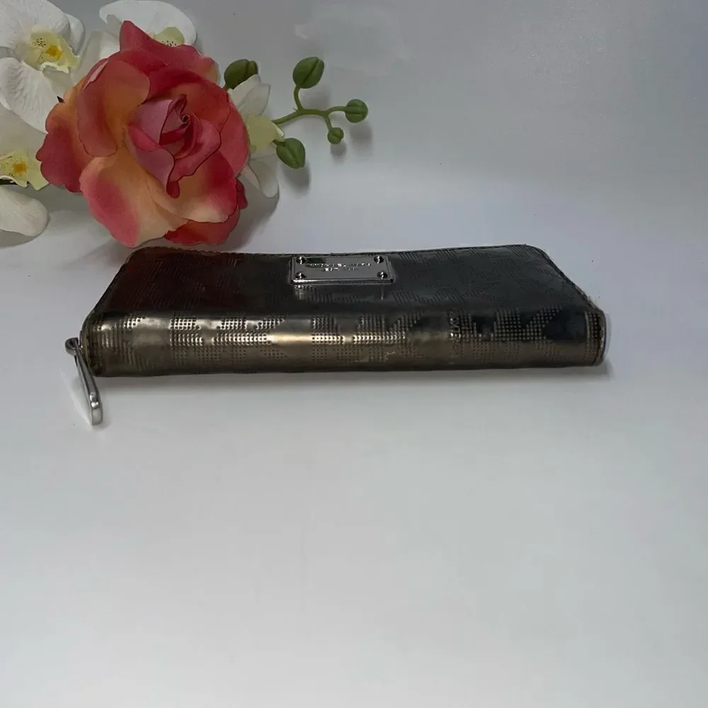 Vintage Michael Kors Zippy Wallet